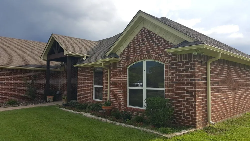 Slide of D&B Contractors