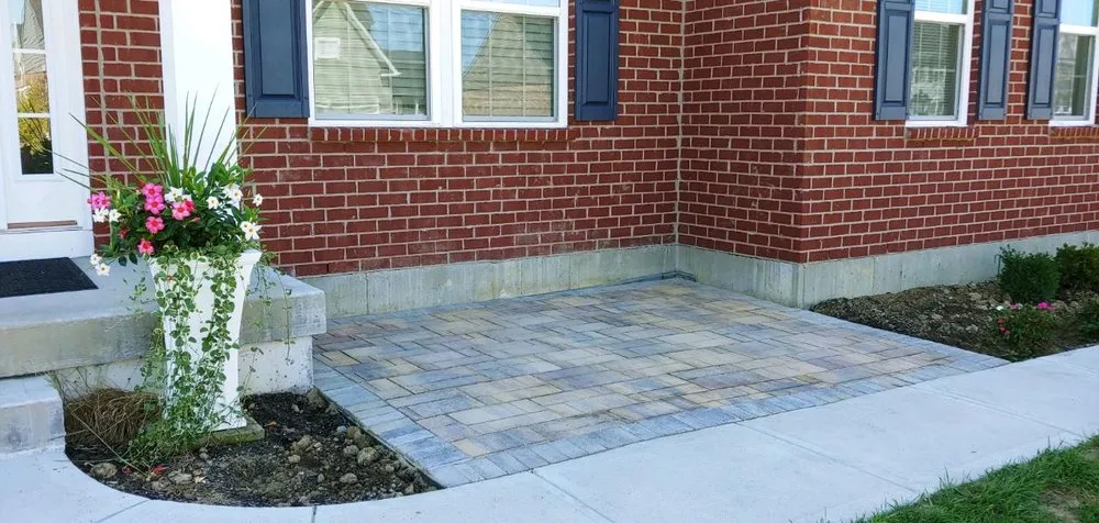 Top-rated residential roofing service in West Chester Township, OH by D&B Design Pros