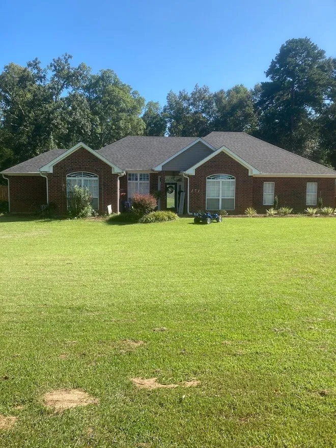 Slide of DB roofing services