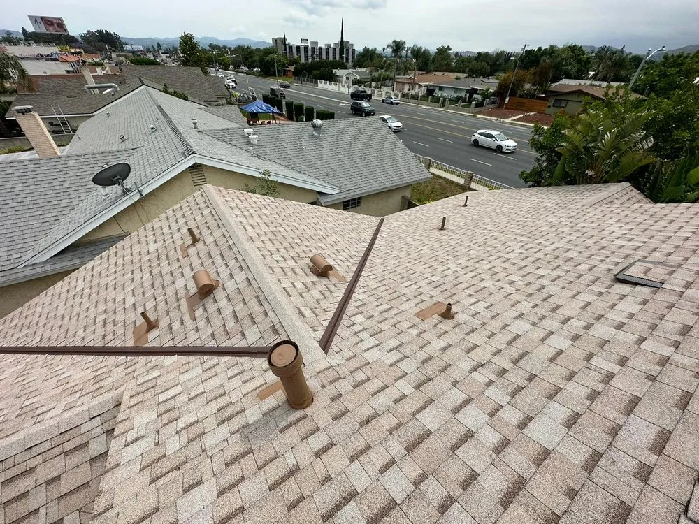 Expert shingle roofing service near you in Valley Village, CA by D.B Roofing