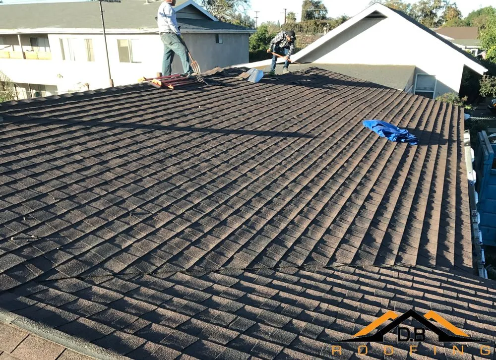 Top-rated shingle roofing service experts serving Valley Village, CA - D.B Roofing