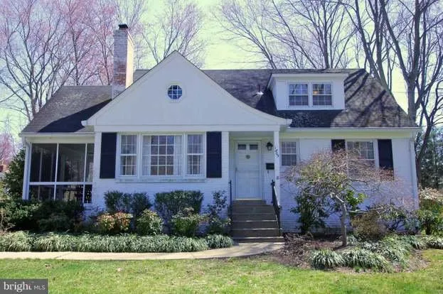 Slide of DBS Roofing