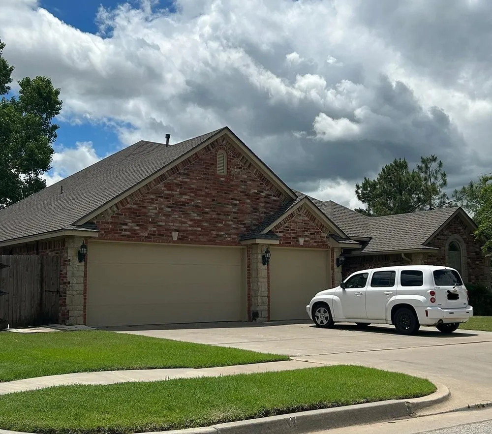 Slide of D&C Custom Homes