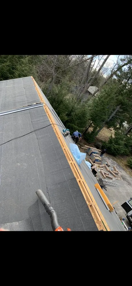 Slide of D&C General Construction