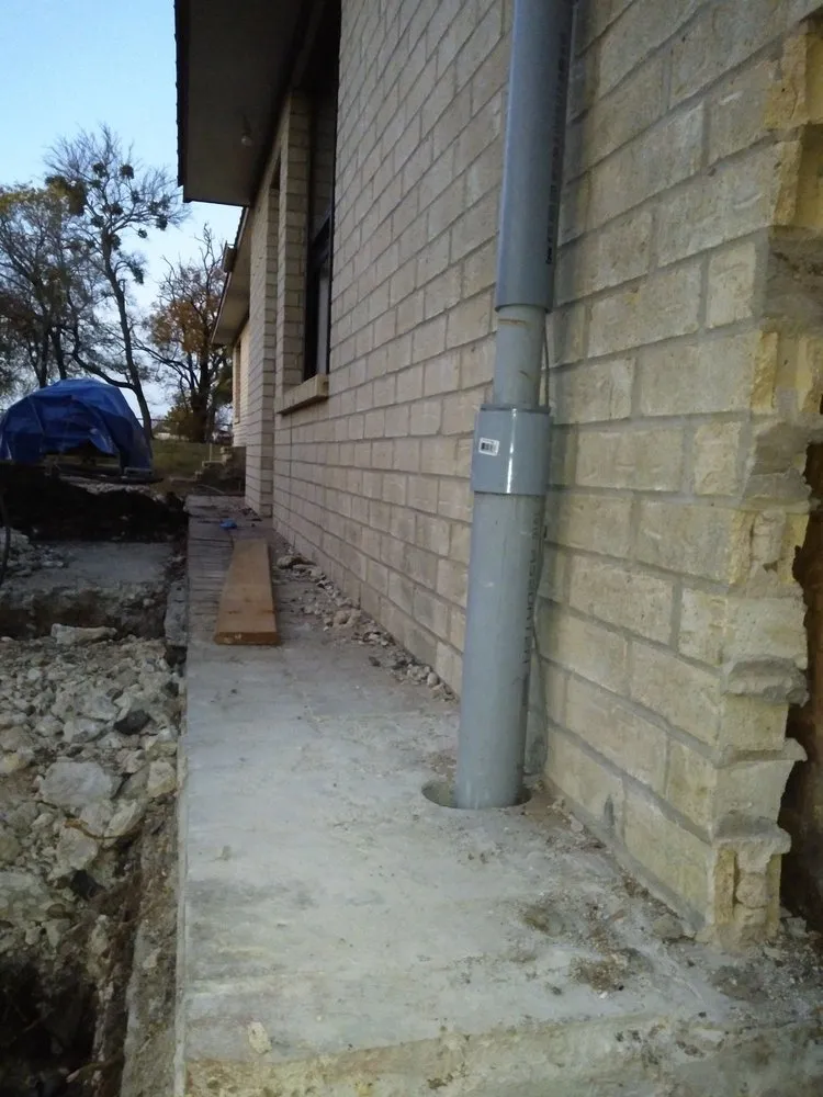 Slide of Dc House Leveling