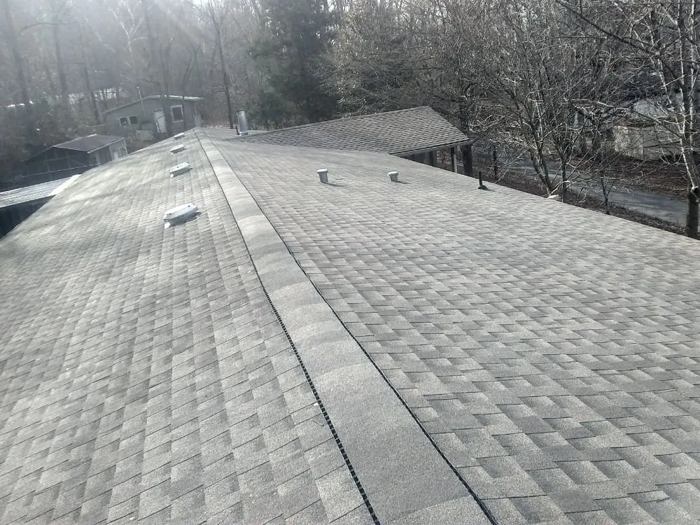 Slide of D&c Roofing