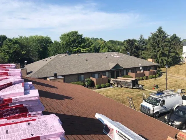 Slide of D&C Roofing