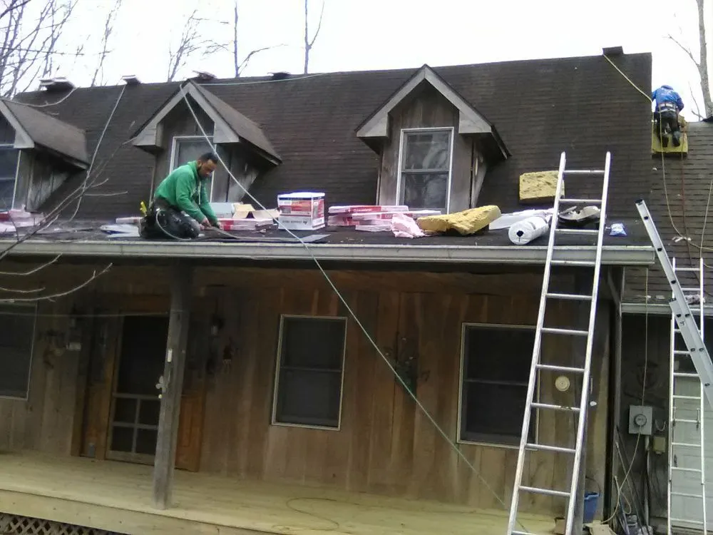 Slide of D&C Roofing