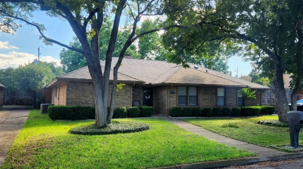 Slide of DCM Contractors  & Roofing