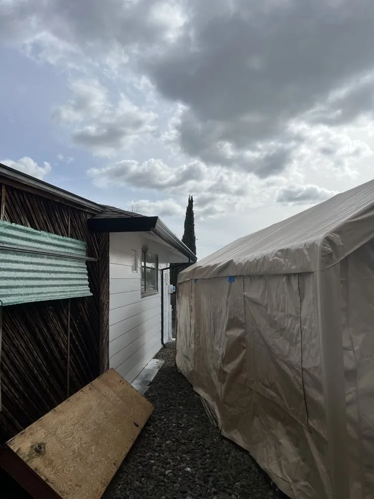 Slide of DConstruction