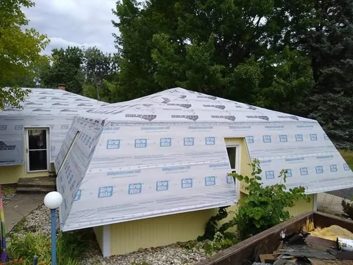 Licensed roof repair in MI METRO, MI by DC's Home Improvements