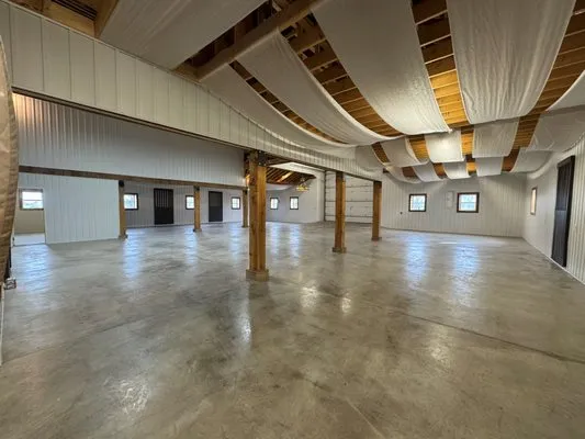 DC's Roofing and Contracting