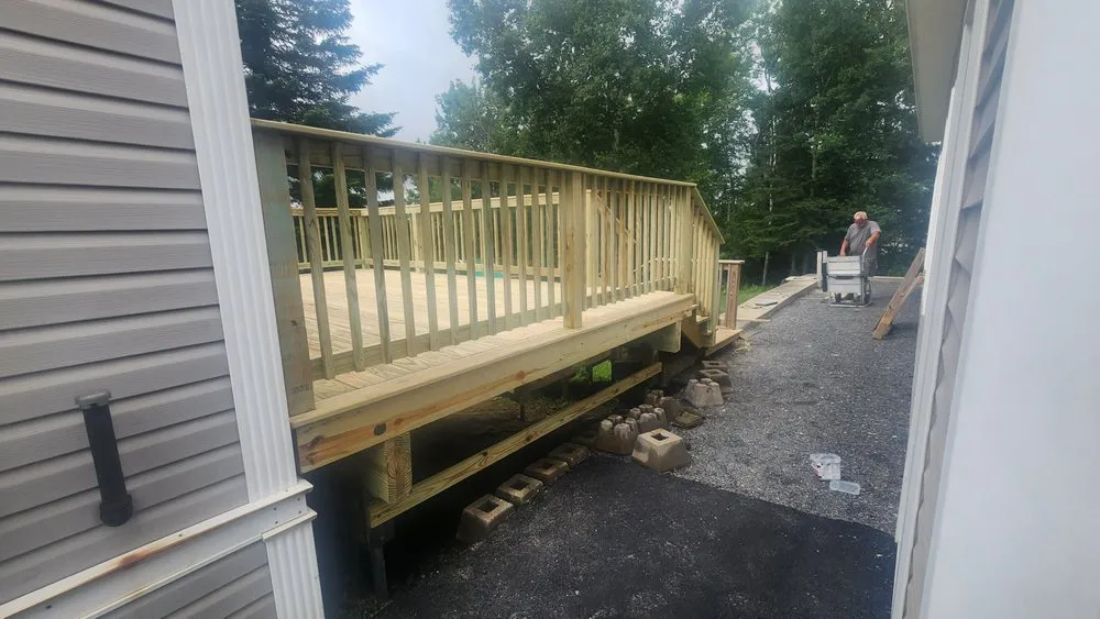 Slide of D&D Carpentry