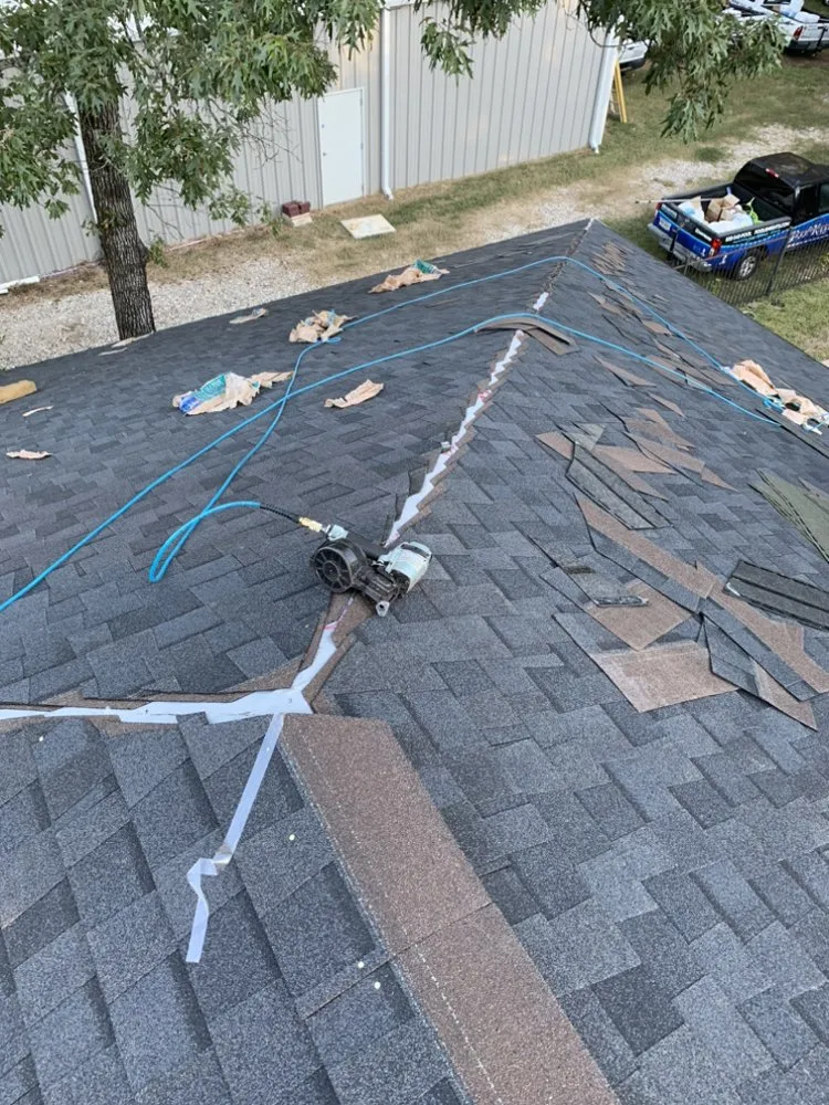 Slide of D&D Contracting and Roofing