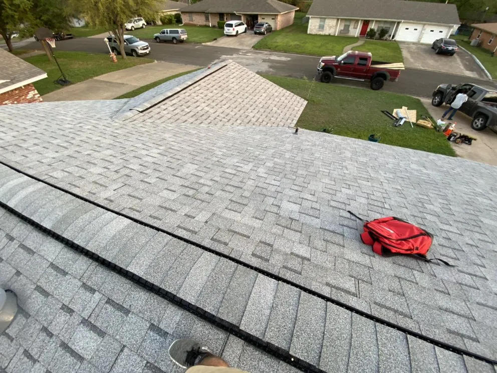 Slide of D&D Contracting