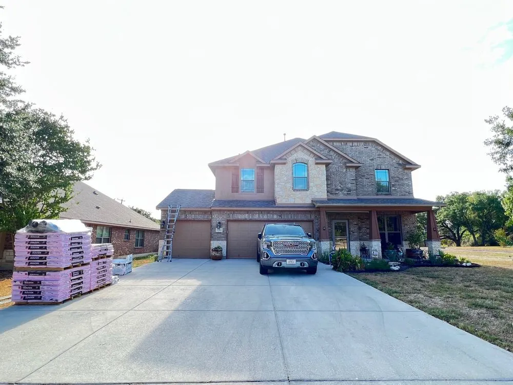 Slide of D&D Contracting