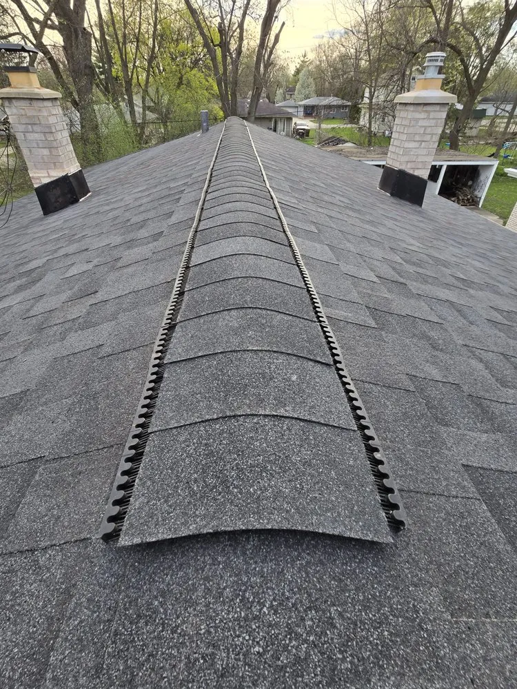 Slide of DD Services Roofing & Siding