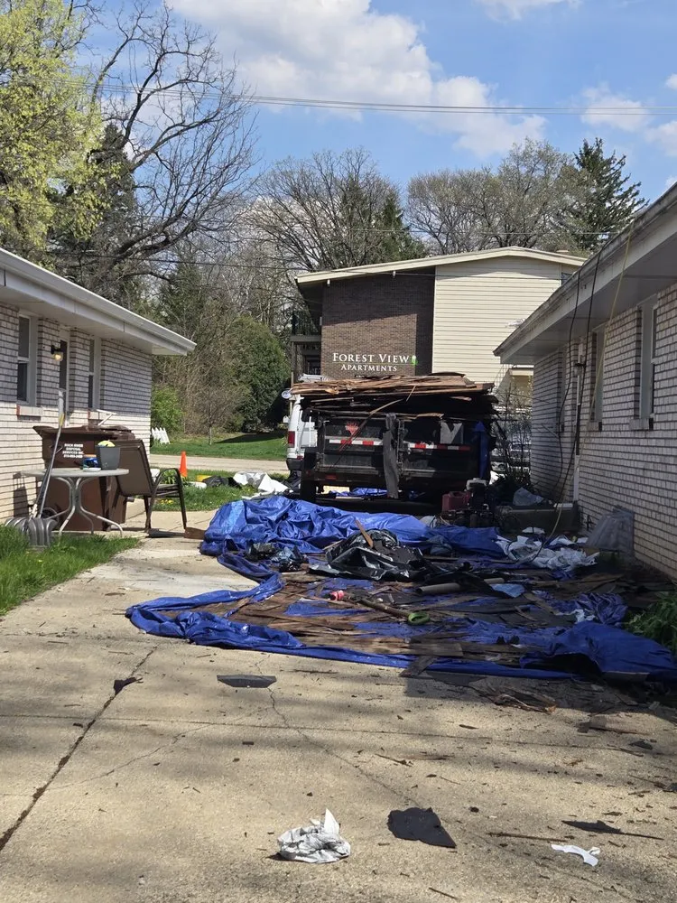 Slide of DD Services Roofing & Siding