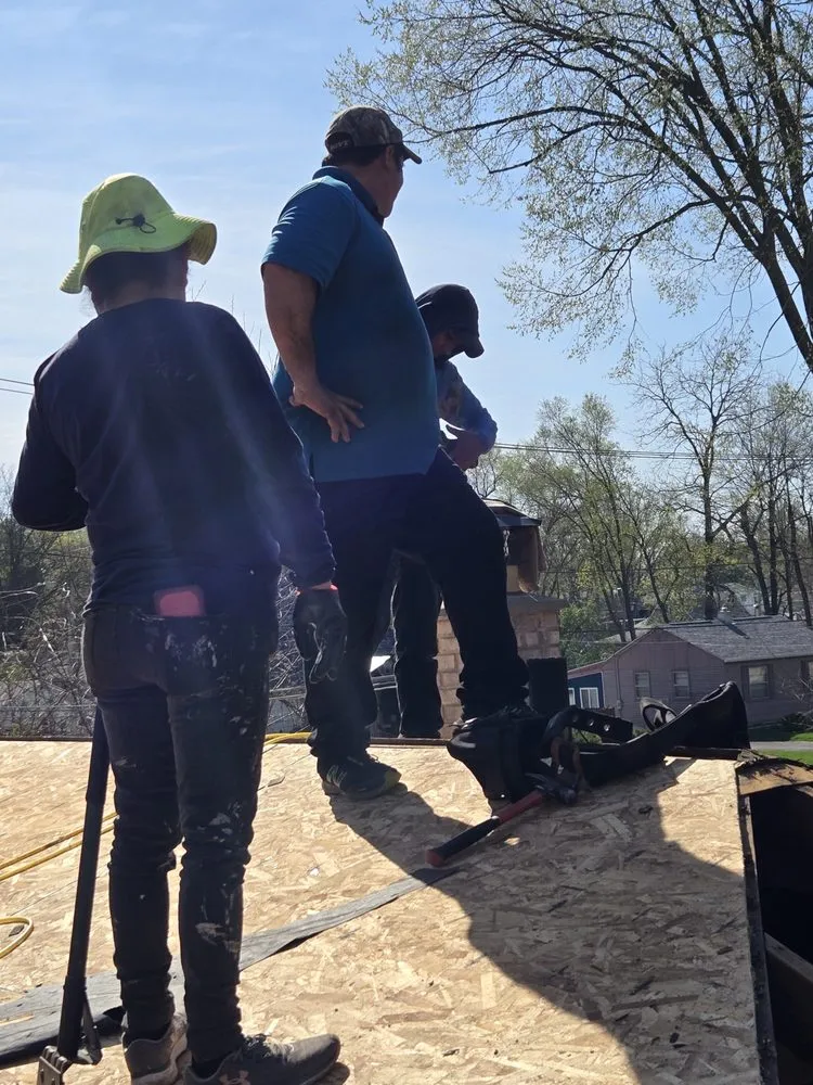 Slide of DD Services Roofing & Siding