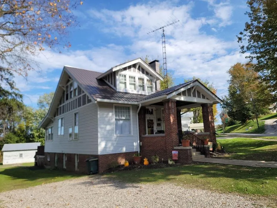 Slide of DDF Seamless Gutters & Construction