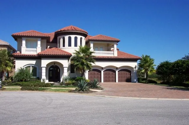 Slide of DDR Quality Roofing & Sheet Metal