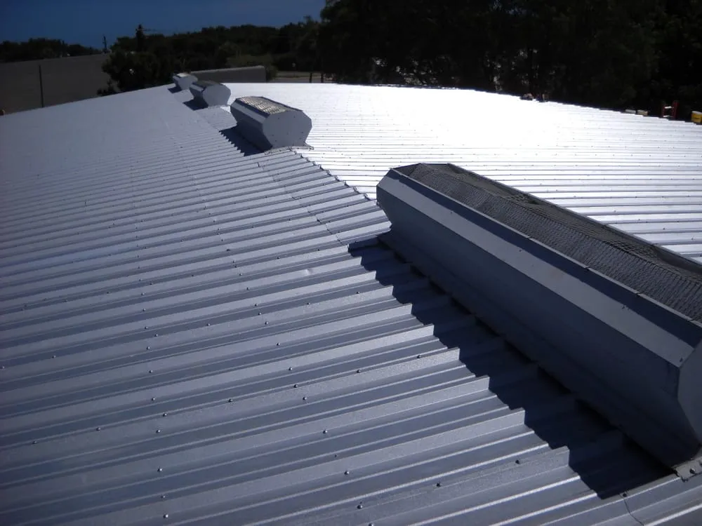 Slide of DDR Quality Roofing & Sheet Metal