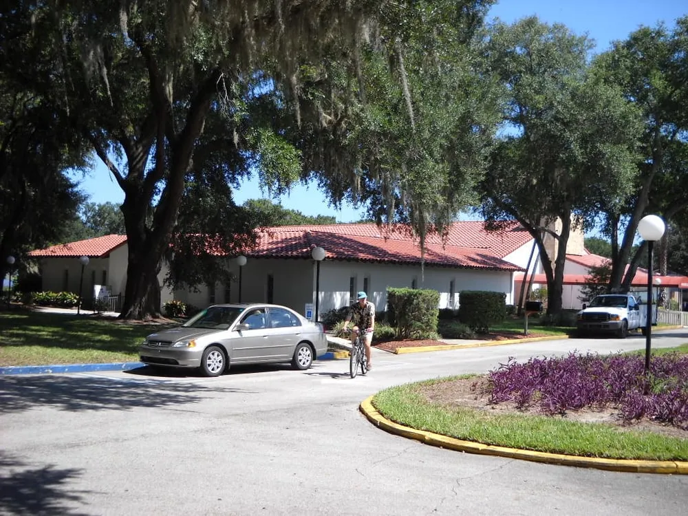 Slide of DDR Quality Roofing & Sheet Metal