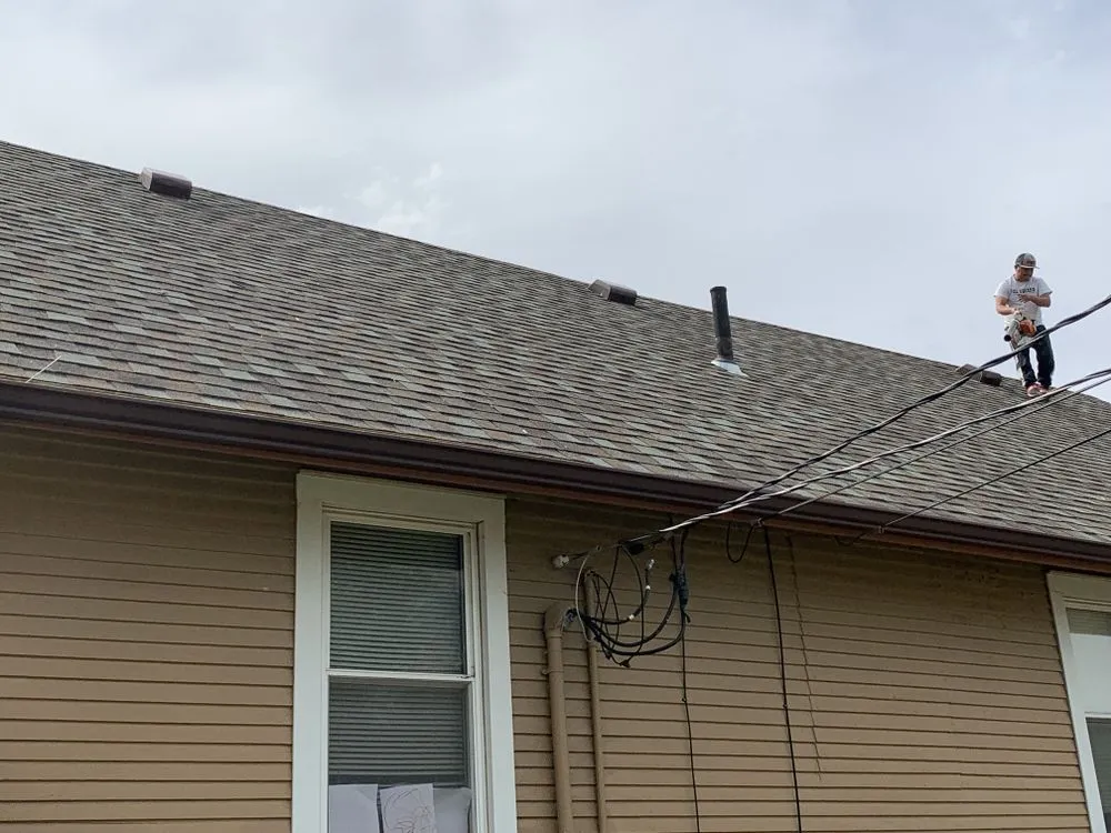 Slide of De Leon Home Improvement and Construction