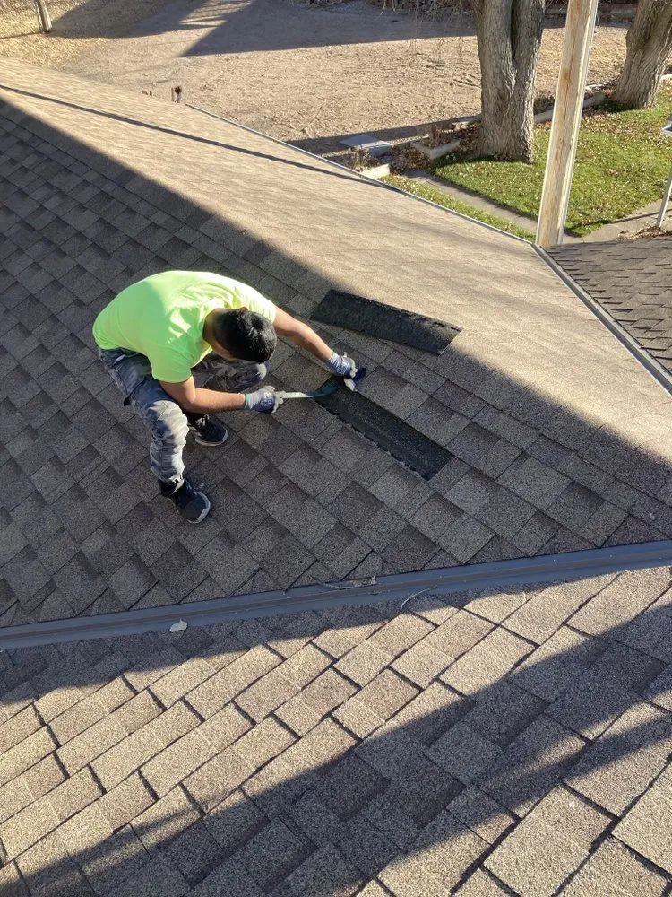 Slide of De Leon Home Improvement and Construction