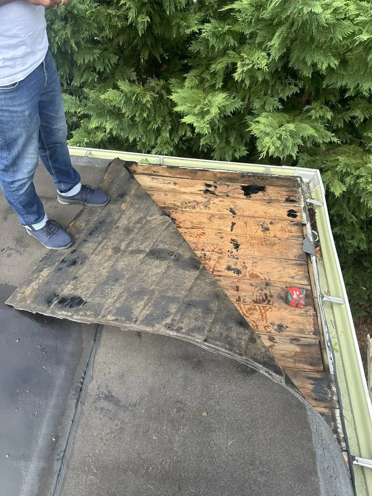 Slide of Deacan Contracting