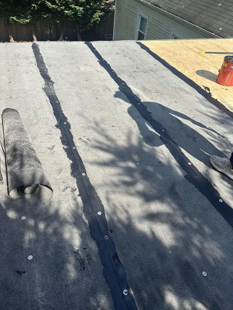 Slide of Deacan Contracting