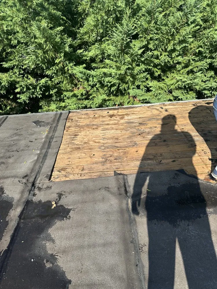 Slide of Deacan Contracting