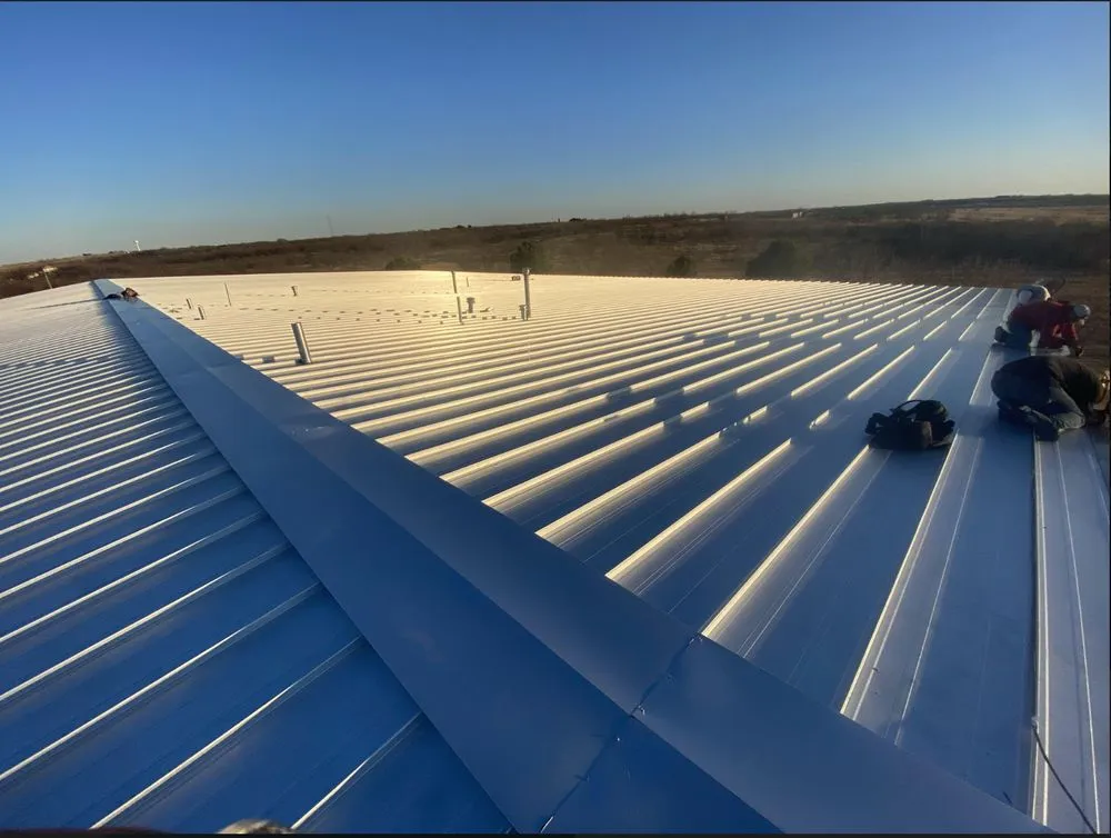 Slide of DeAlba Roofing & Construction