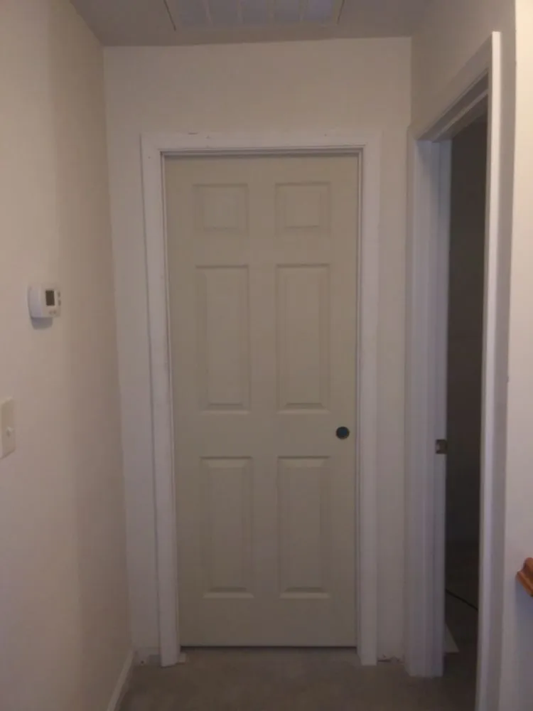 Slide of Dean's Handyman's Service