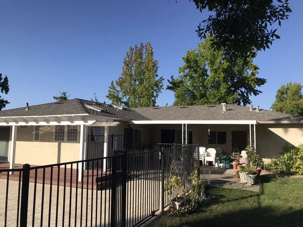 Slide of Deats Roofing