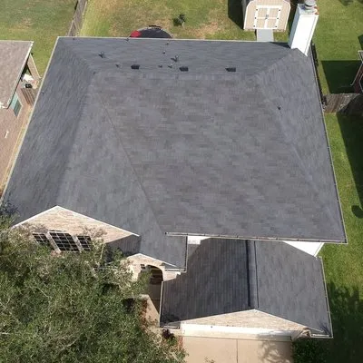 Decco Roofing & Paving Logo