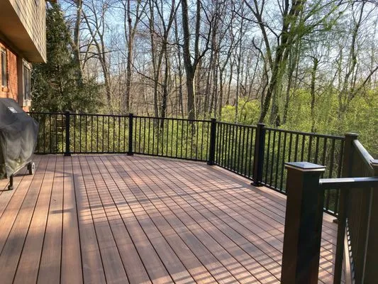 Deck And Fence Renewal Systems Logo