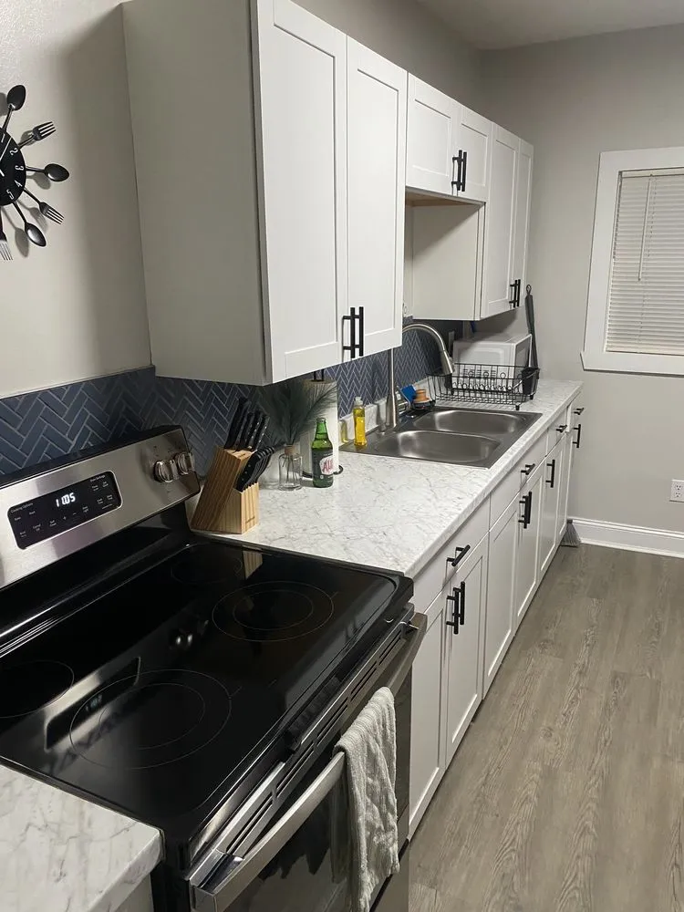 Slide of Decker Down Contracting