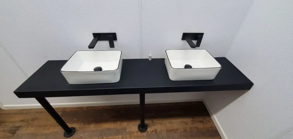 Slide of Decon's Quality Home and Lawn Service