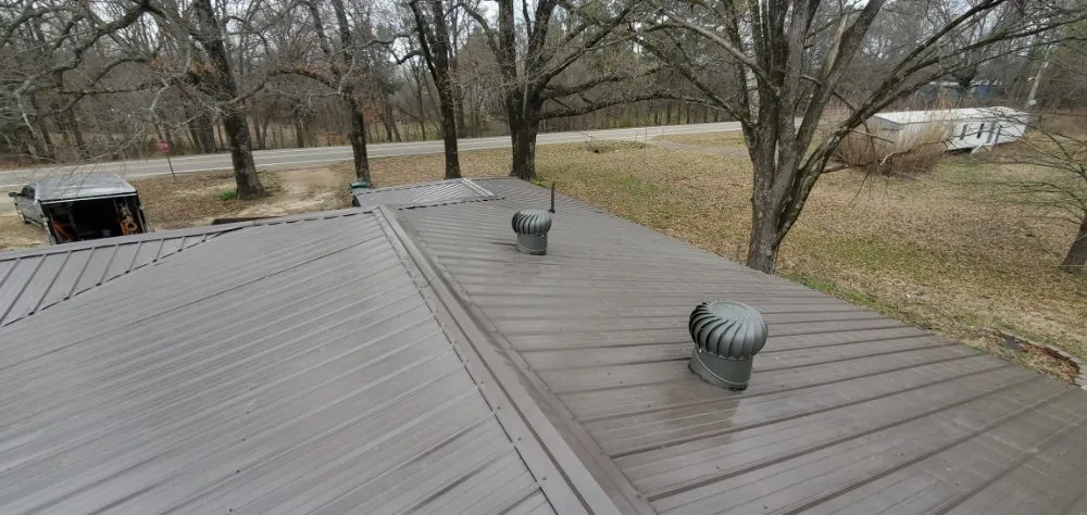 Slide of Decon's Quality Home and Lawn Service