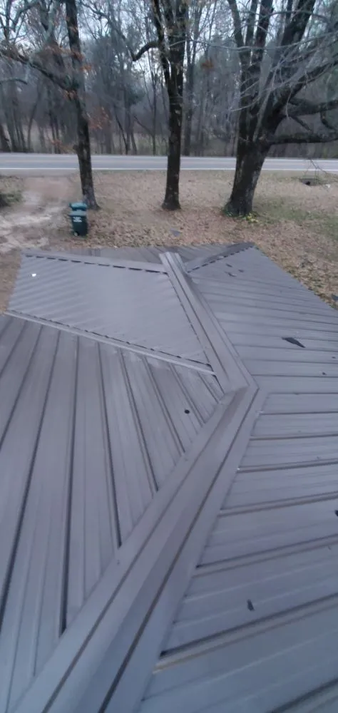 Slide of Decon's Quality Home and Lawn Service