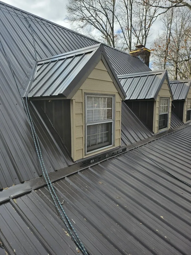 Slide of Decon's Quality Home and Lawn Service