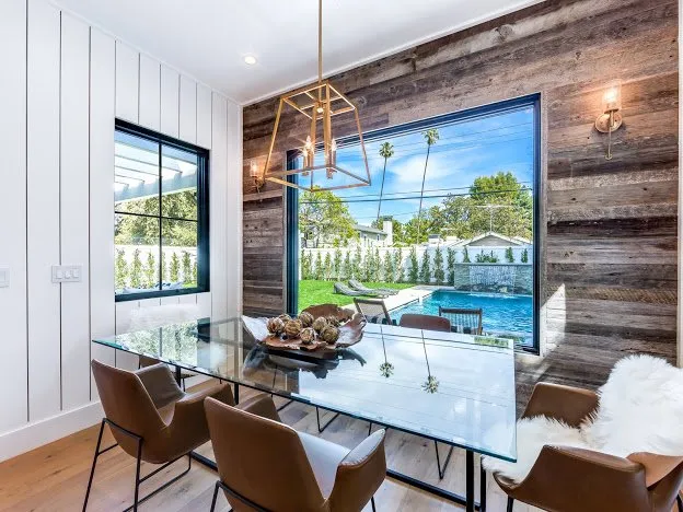 Slide of Decor Home Builders