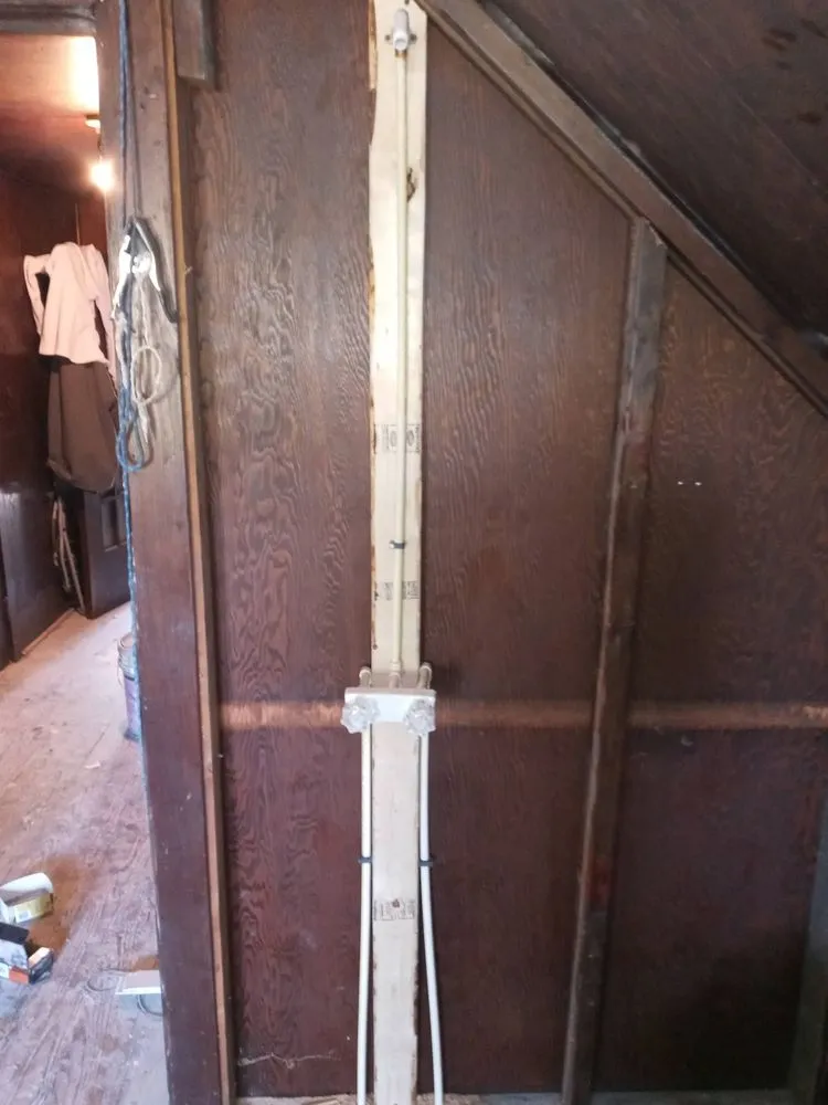 Slide of Dee Bros Construction