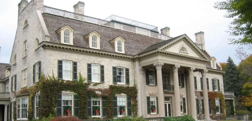 Slide of Deep South Roofing