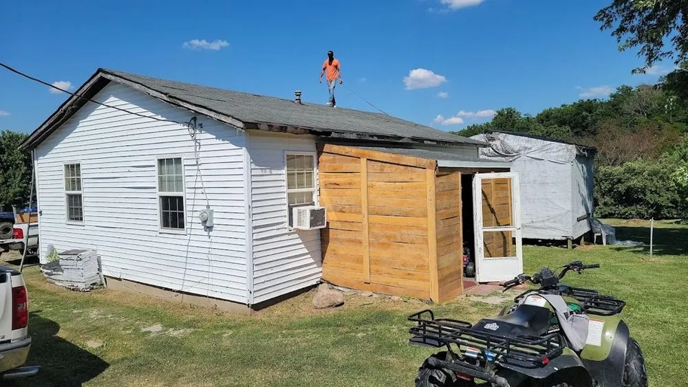 Slide of Deercreek Roofing and Renovations