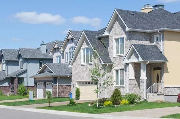 Slide of Deever Roofing