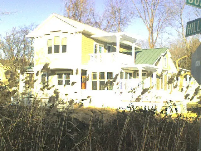 Slide of Del Sesto Construction