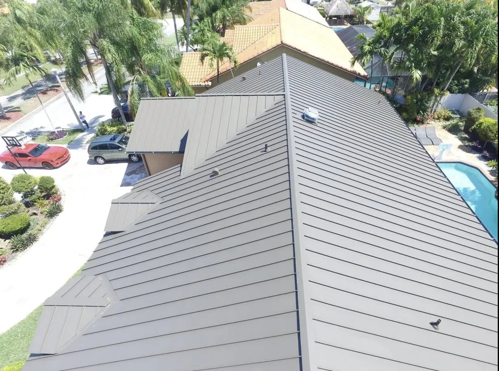 Slide of Del Sol Roofing