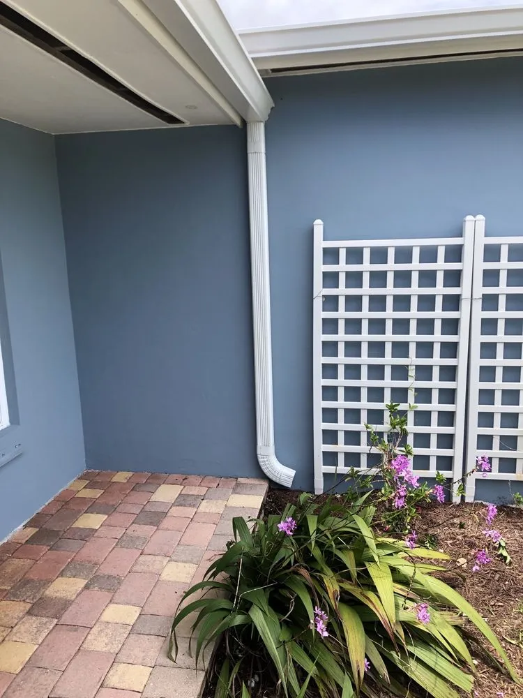 Slide of Del Toro Rain Gutters and Roofing